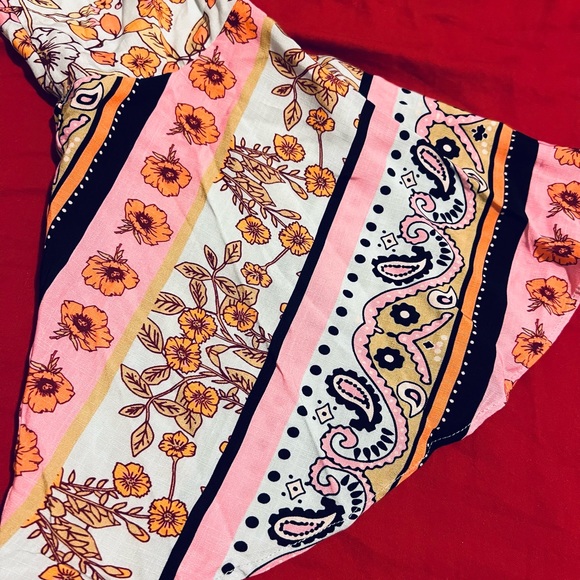 Everyday Light Calix Romper - Picture 13 of 16